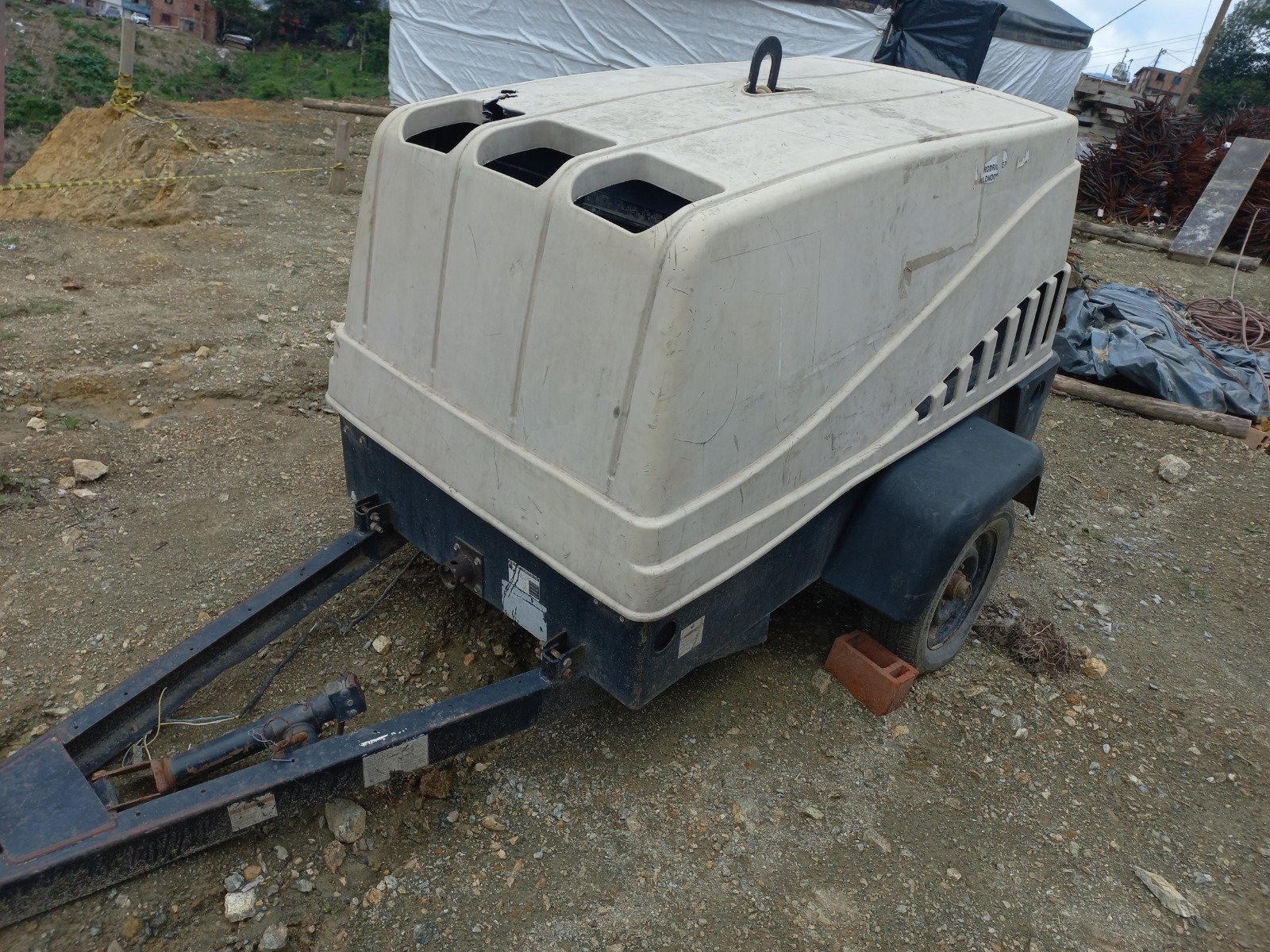 Compresor de Aire Portátil Ingersoll Rand C185WKUB-T2
